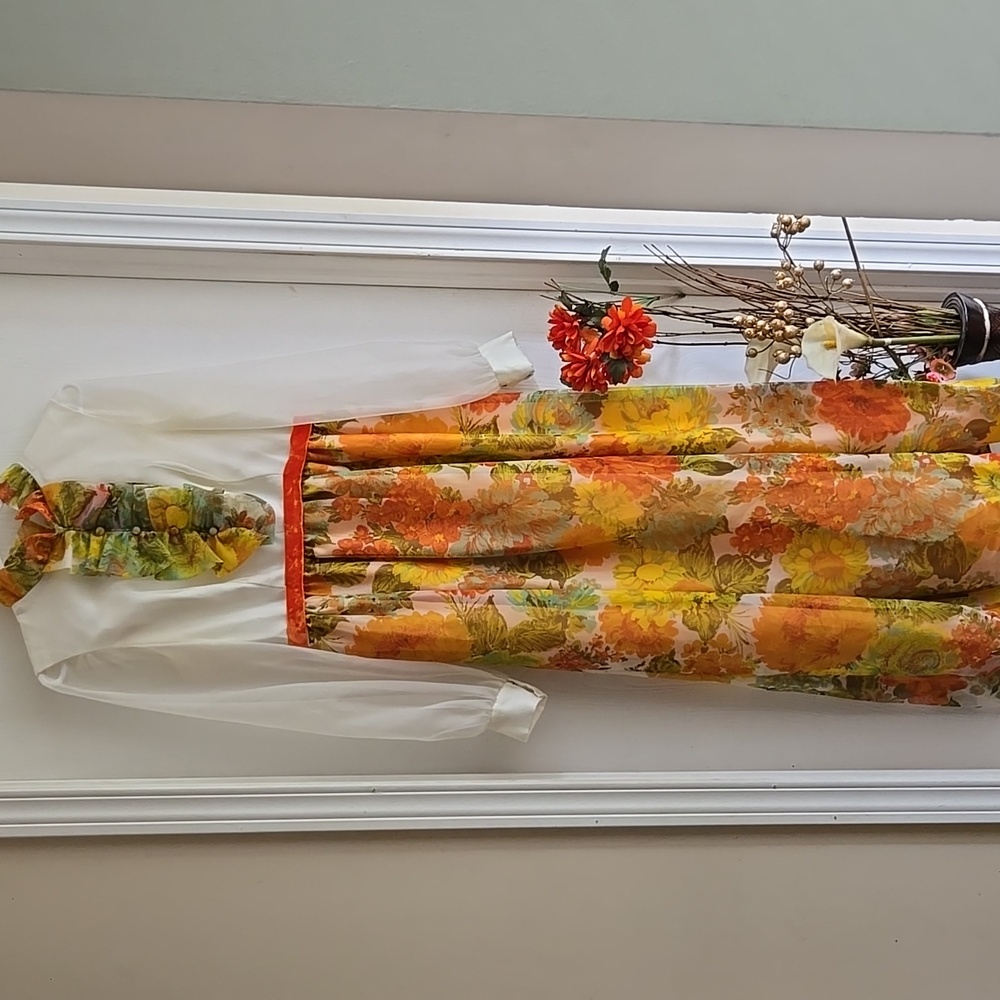 ⭐️ Host Pick⭐️ X2  Vintage |  Rare Time Fashions 1970s' Floral Maxi Dress - Picture 13 of 15